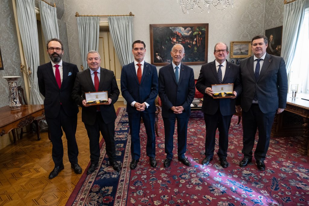 SIS e SIED condecorados pelo Presidente da República